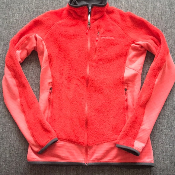 Patagonia Jackets & Blazers - Patagonia R2 full zip fleece excellent condition